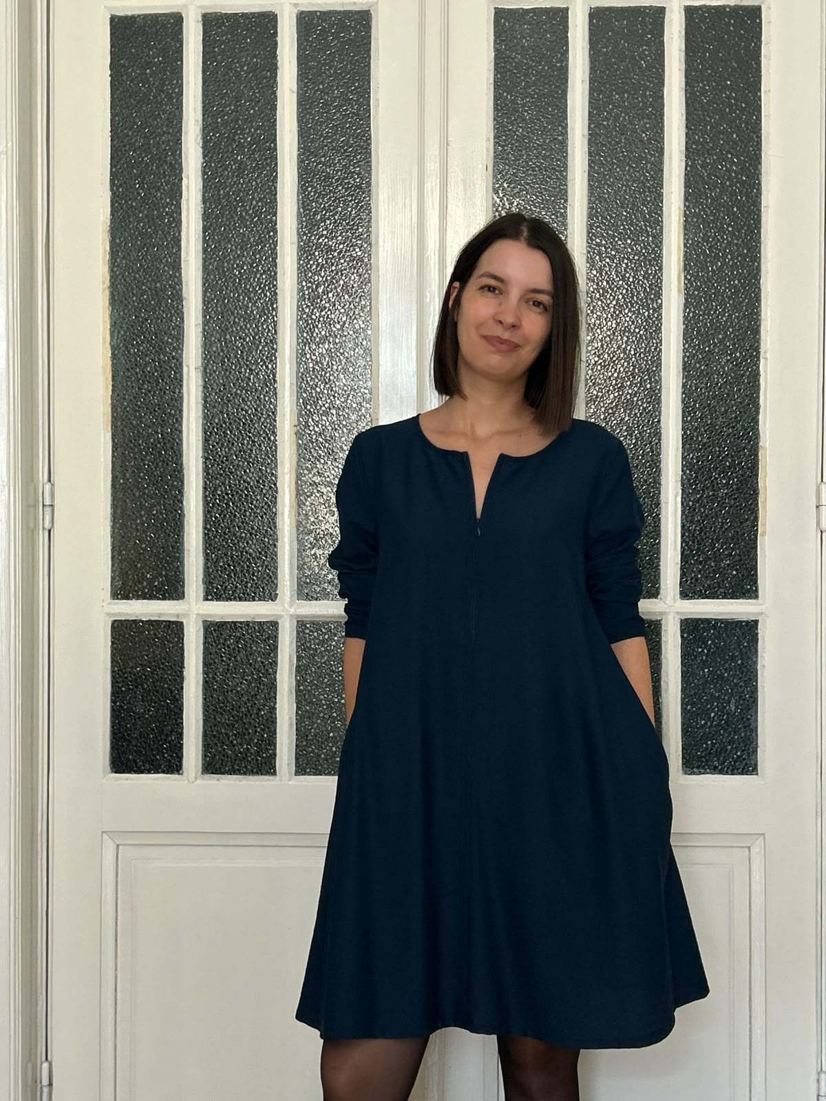 Rochie Daiana scurta, cu maneci (4)
