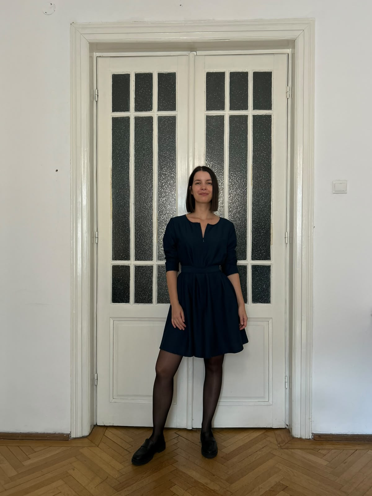 Rochie Daiana scurta, cu maneci (5)